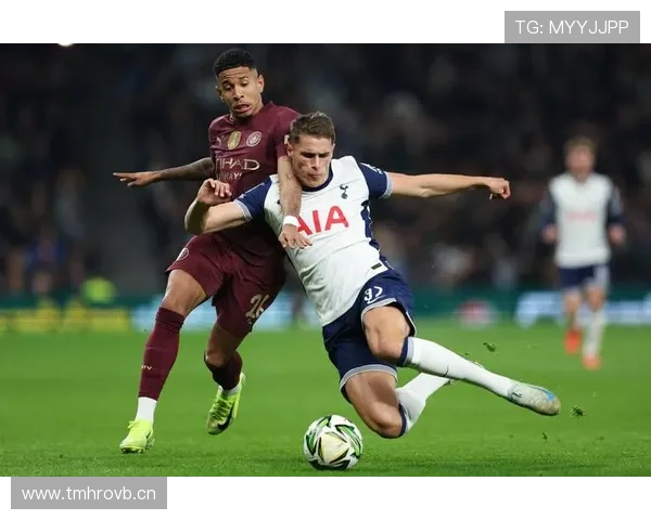 英超谢菲尔德联近期表现稳健,竞争力持续提升 英超谢菲尔德联近期表现稳健,竞争力持续提升