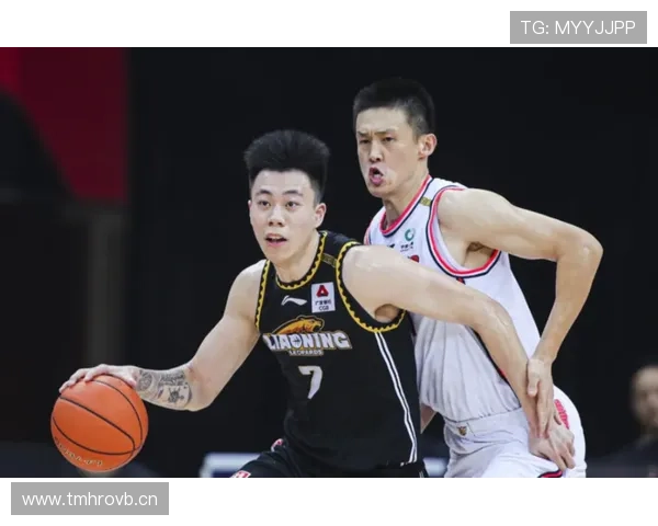 山东泰山冲击双冠王：近期表现稳健，争冠走势清晰