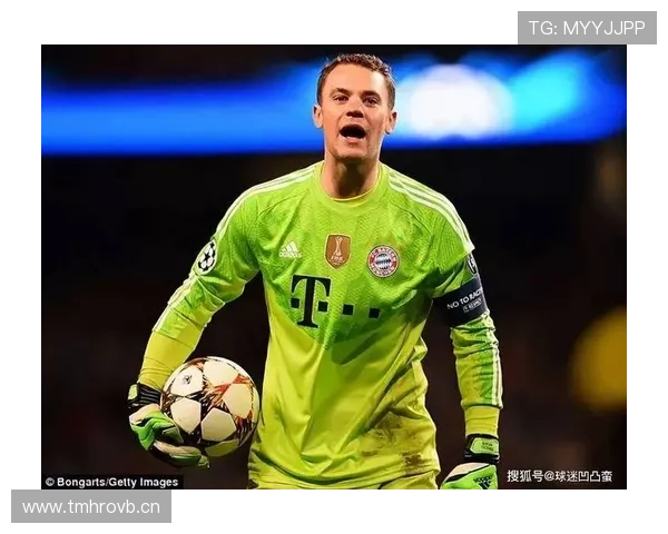 诺伊尔三冠王赛季的历史级表现解析