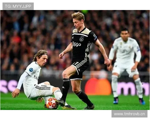 罗德里 vs 布斯克茨：中场掌控力与战术角色差异