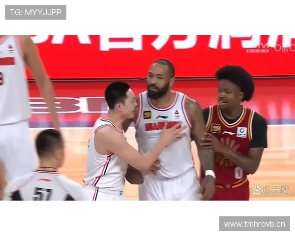 篮球比赛出现双方犯规时裁判如何处理? 篮球比赛出现双方犯规时裁判如何处理?